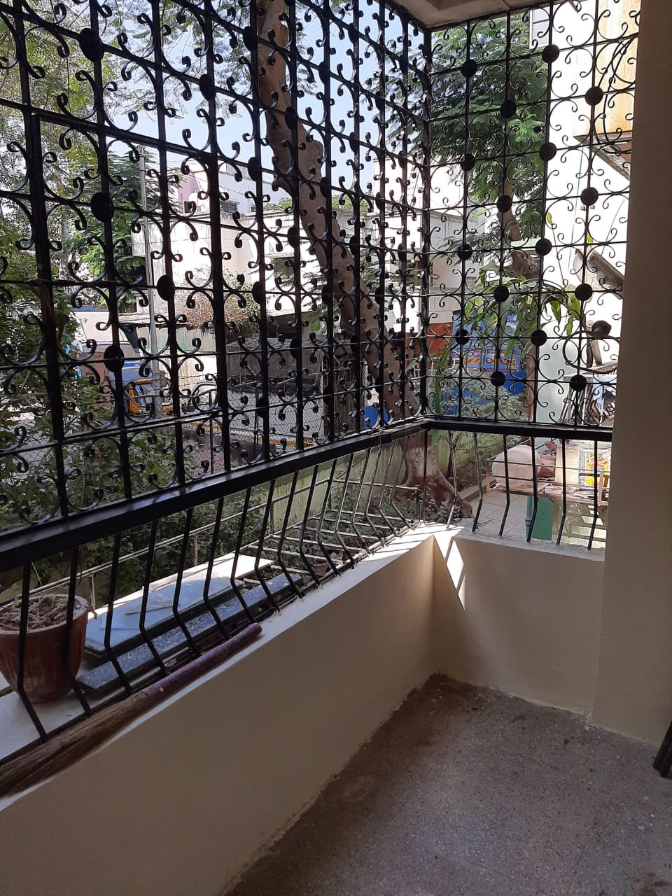 Flat in Hadapsar 1BHK